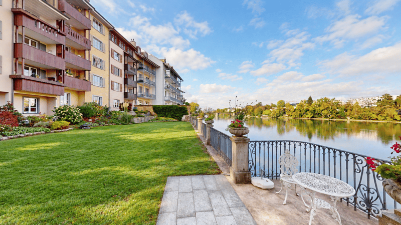 3,5-Zimmerwohnung direkt am Rhein mit traumhafter Aussicht (2)