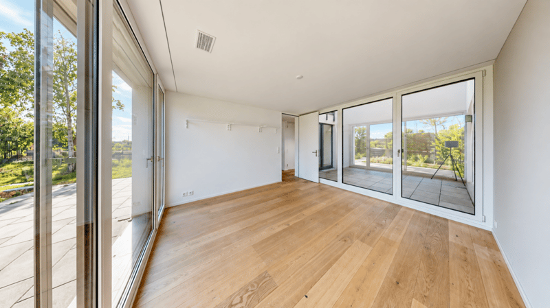 Wohnen mit Weitblick! 4.5 Zimmer Eckhaus mit Garten und Innenhof (10)