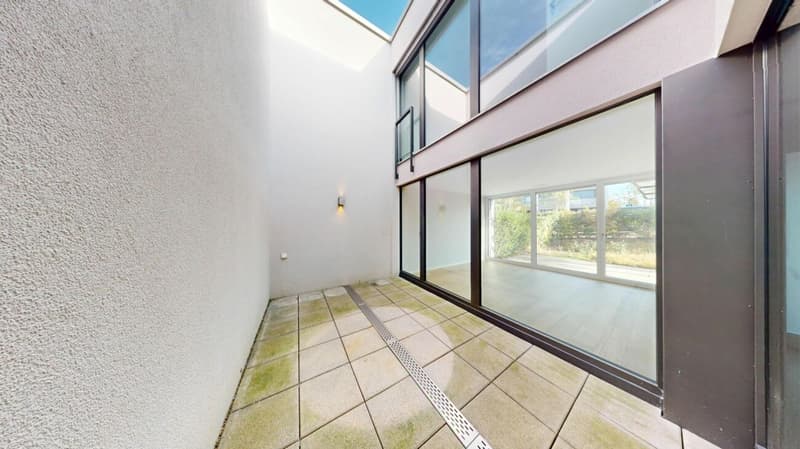 Wohnen mit Weitblick! 4.5 Zimmer Eckhaus mit Garten und Innenhof (19)