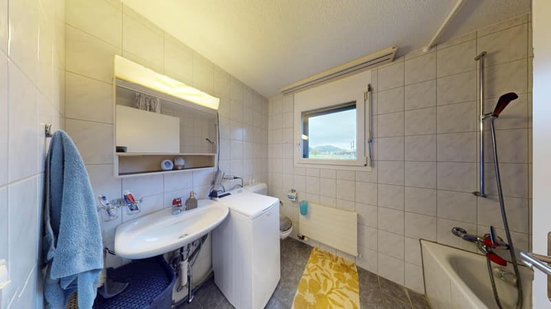 3.5 Zimmer Gartenwohnung mit sonnigem Sitzplatz und Blick ins Grüne (6)