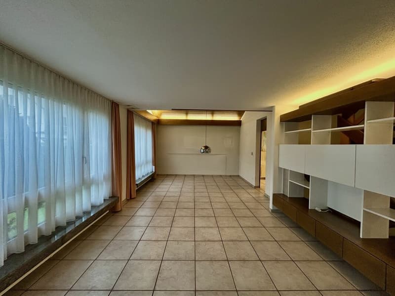 6.5-Zimmer-Einfamilienhaus mit viel Raum für neue Ideen! (2)