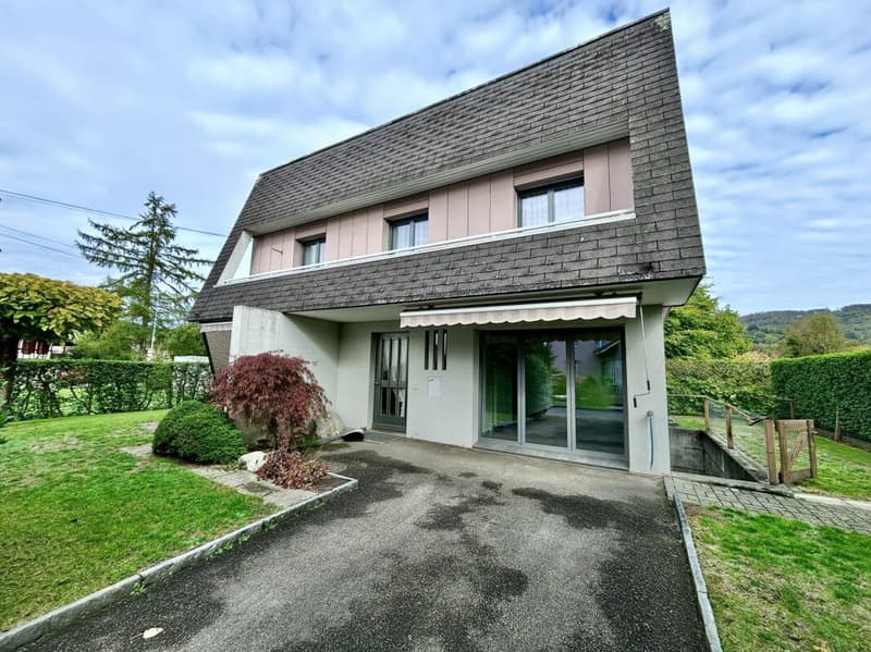 6.5-Zimmer-Einfamilienhaus mit viel Raum für neue Ideen! (12)