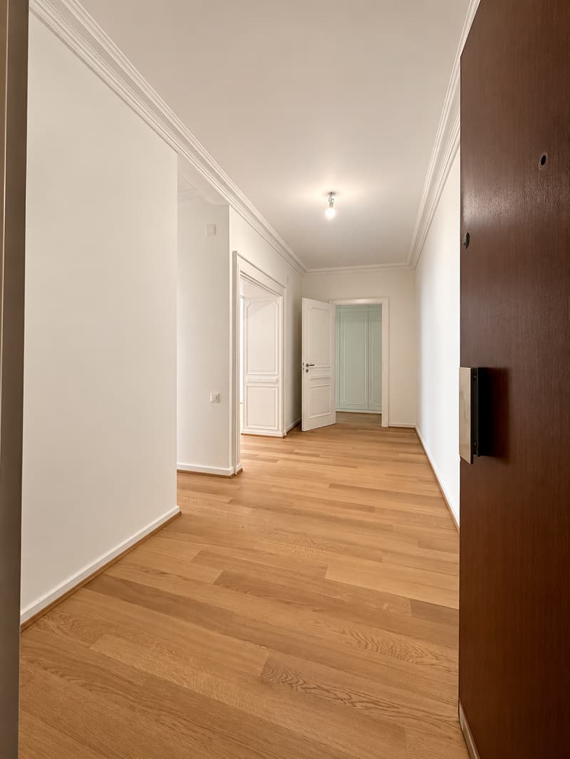 RARE: spacieux appartement de 4.5 pièces avec terrasse et piscine/ unique 2 bedroom unit (10)