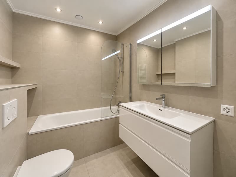 RARE: spacieux appartement de 4.5 pièces avec terrasse et piscine/ unique 2 bedroom unit (6)
