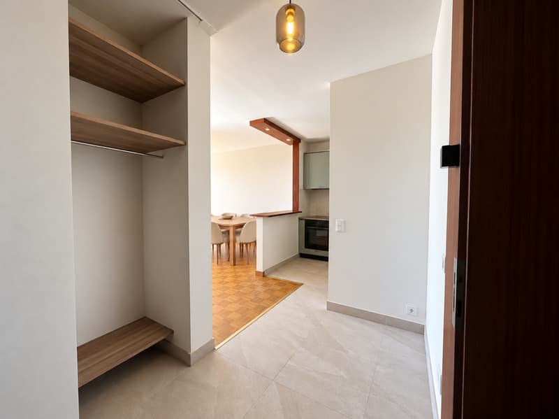 Appartement lumineux de 2,5 pièces avec vue panoramique – Genève, Petit-Saconnex (8)