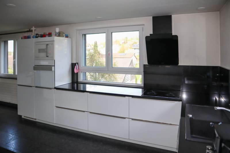 Ruhig und sonnig; 4,5 Zimmer-Einfamilienhaus an bester Lage (4)