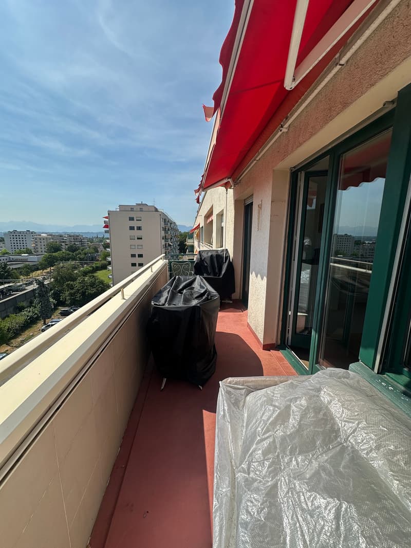 Appartement lumineux de 3 pièces avec balcon à Versoix (1)