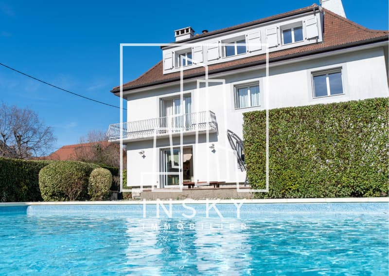Superbe villa avec piscine et terrain constructible aux portes de Genève (1)