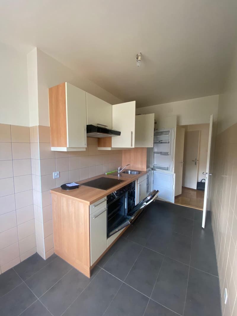 Bel appartement de 3.5 pièces avec grand balcon (3)