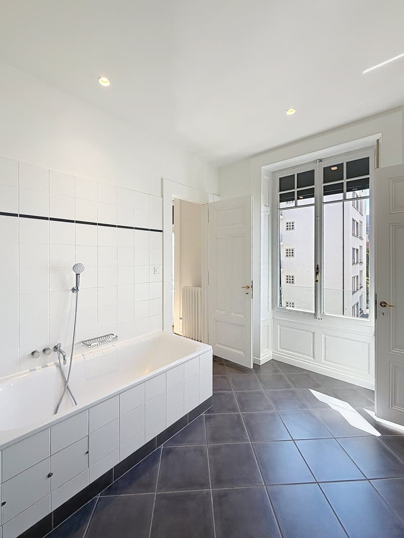 Spacieux appartement de 8 pièces à Genève - Champel (6)