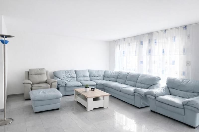Viel Platz für die Familie: Modernes 5.5-Zimmer-Reihenhaus mit Bergblick in Belp (6)
