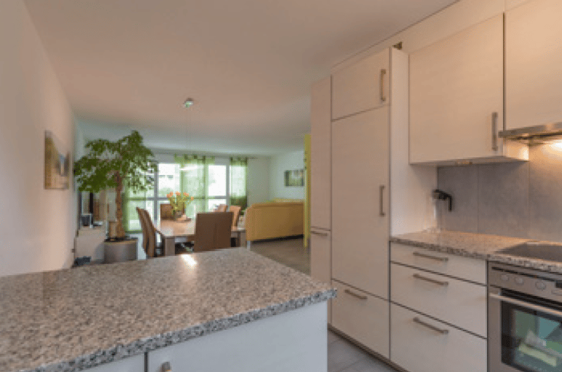 Charmantes 5.5-Zimmer-Doppeleinfamilienhaus in Lyss (11)
