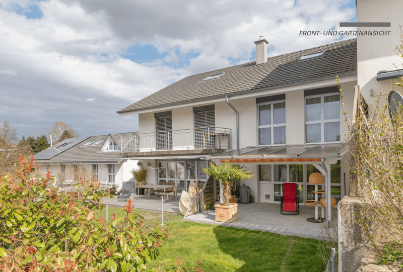 Charmantes 5.5-Zimmer-Doppeleinfamilienhaus in Lyss (1)