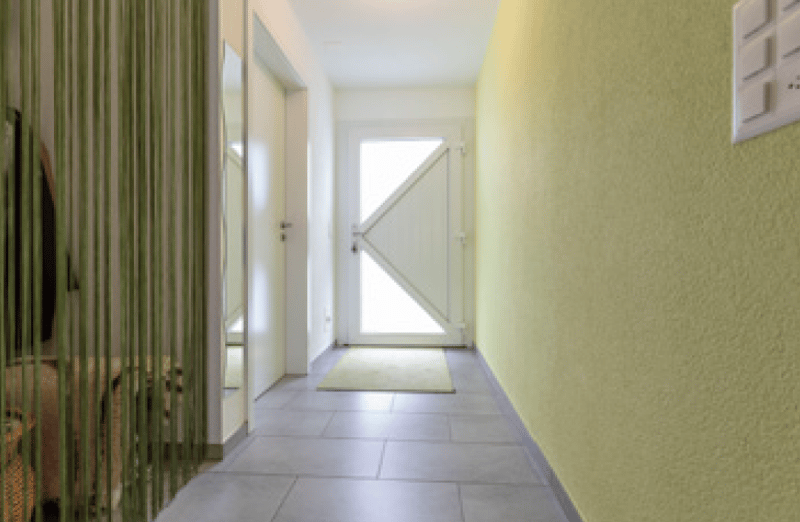 Charmantes 5.5-Zimmer-Doppeleinfamilienhaus in Lyss (5)