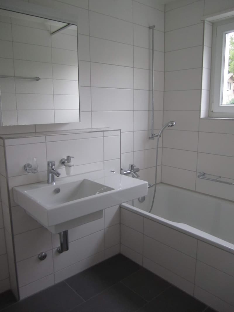 Charmante 3.5-Zimmer-Wohnung mit Balkon in Niederrohrdorf (10)