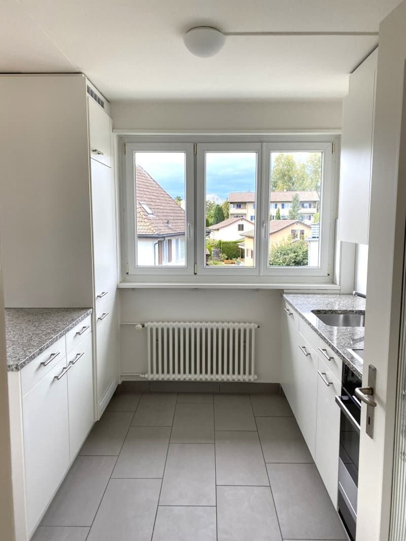 Charmante 3.5-Zimmer-Wohnung mit Balkon in Niederrohrdorf (5)