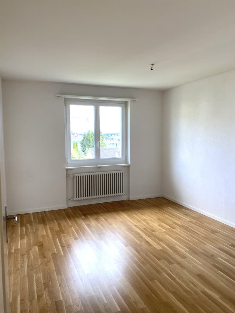 Charmante 3.5-Zimmer-Wohnung mit Balkon in Niederrohrdorf (7)