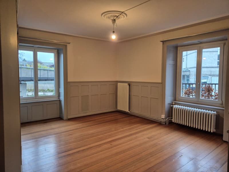 Altbau 4.5-Zimmer Wohnung mit Charme sucht neue Bewohner (6)