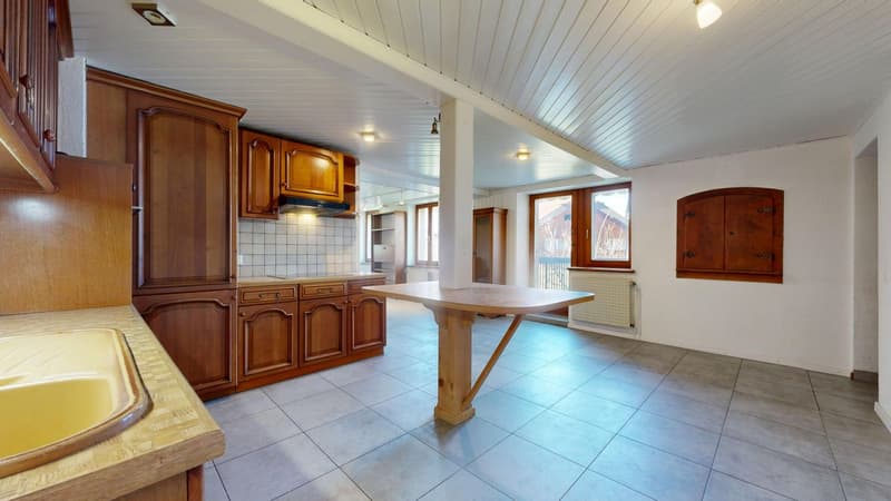 Maison multifamiliale de 2 appartements à saisir (3)