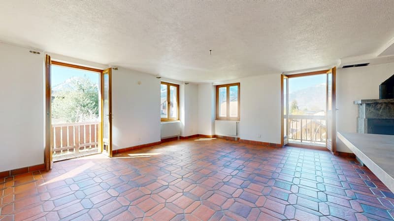 Maison multifamiliale de 2 appartements à saisir (5)