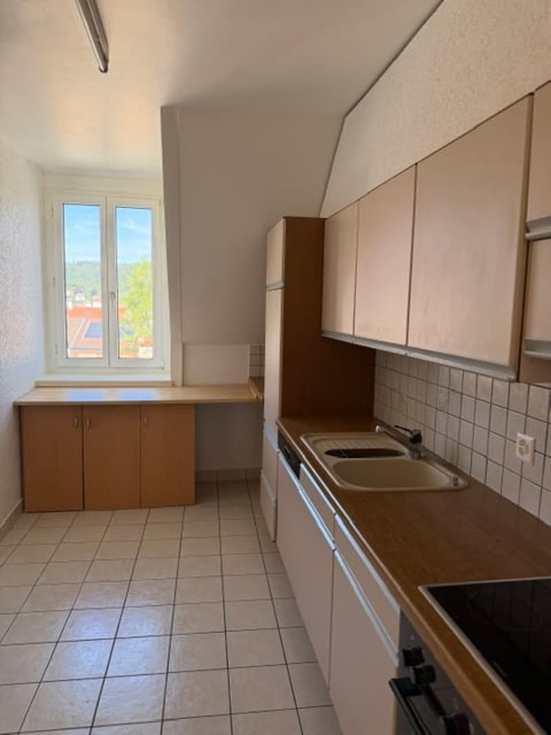 Bel Appartement 4 pièces rénové au 4ème étage – La Chaux-de-Fonds (2)