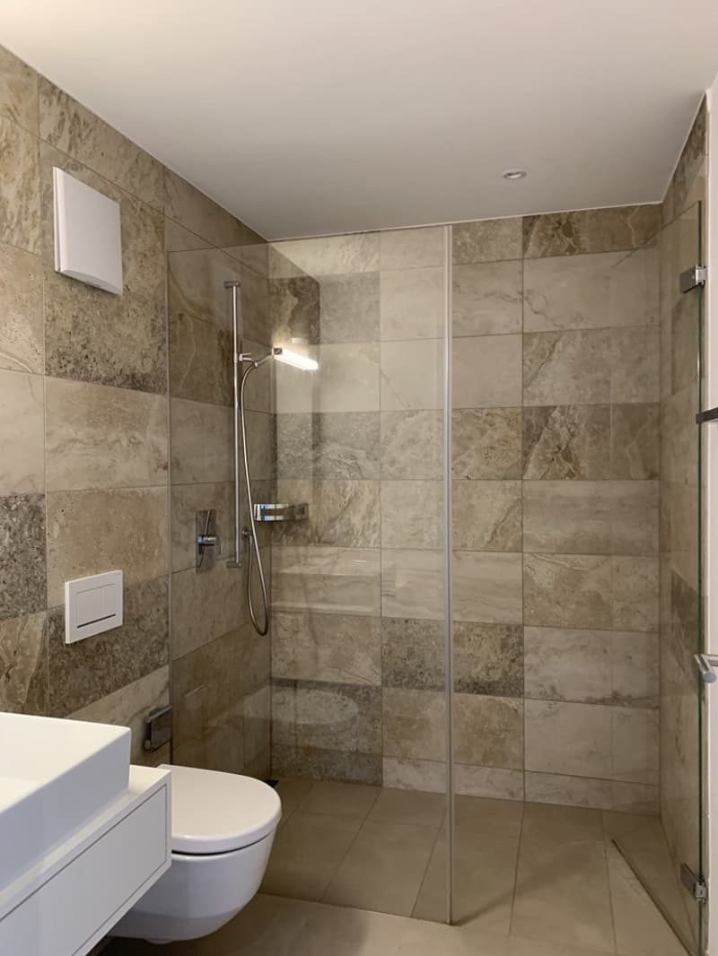 DUSCHE.jpg