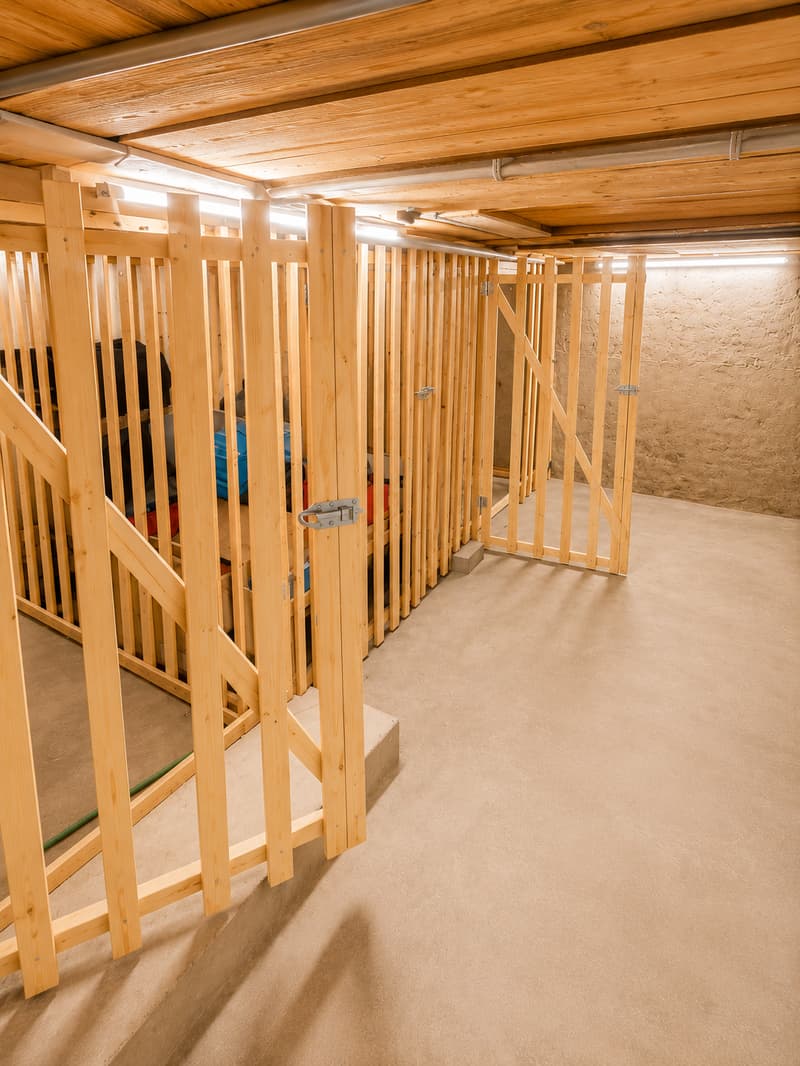 Immeuble de rendement à Alle   150 m² (12)