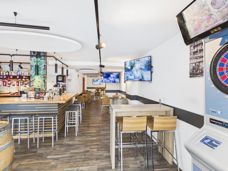 Local commercial à louer à Porrentruy   env. 200 m² avec bar aménagé et grand sous-sol (4)