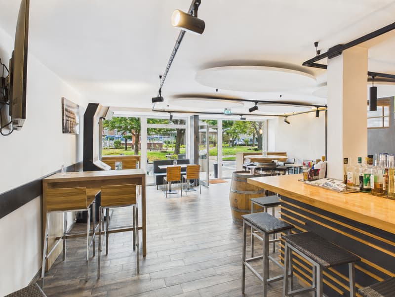 Local commercial à louer à Porrentruy   env. 200 m² avec bar aménagé et grand sous-sol (3)