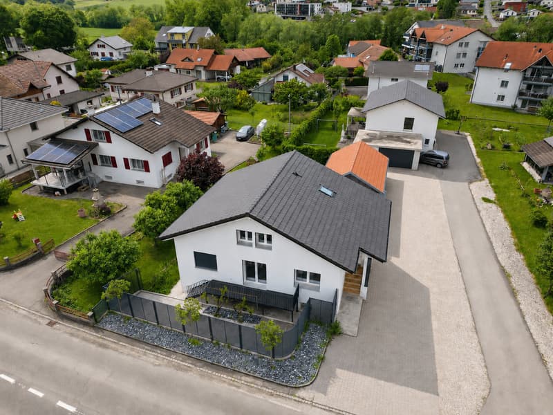 Maison fraîchement rénovée au coeur de Vicques (4)