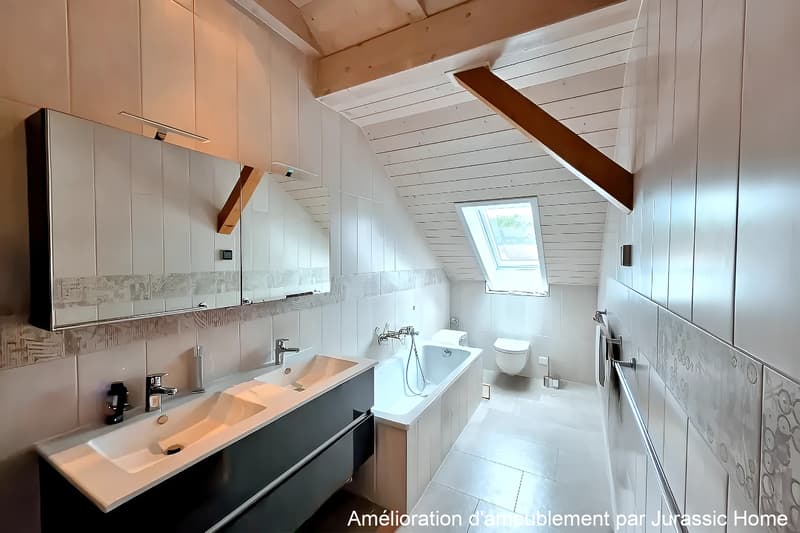 Loft contemporain de 4,5 pièces   153 m² de volumes et de lumière à Alle (5)