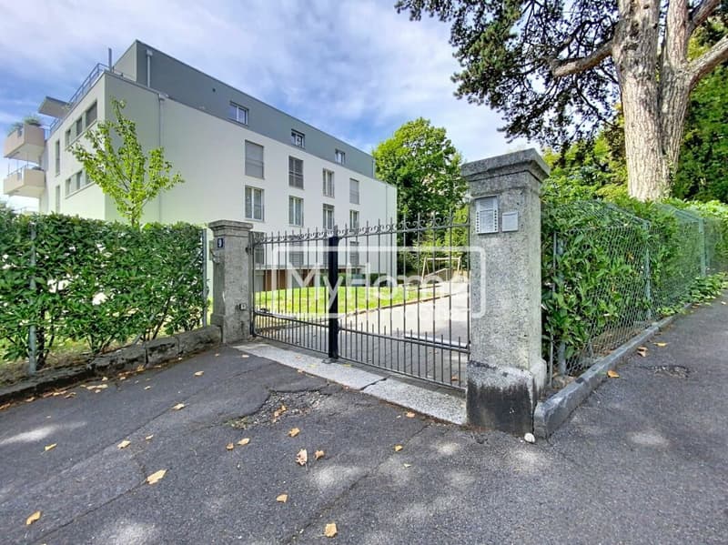 Spacieux appartement de 4,5 pièces avec un grand balcon d'angle dans un environnement résidentiel recherché (1)