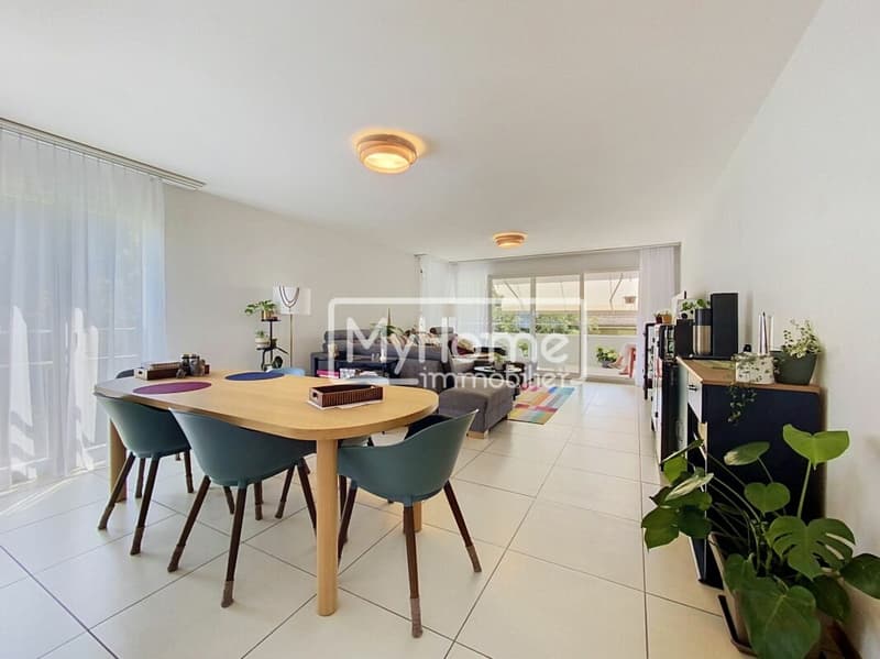 Spacieux appartement de 4,5 pièces avec un grand balcon d'angle dans un environnement résidentiel recherché (4)