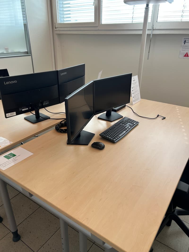 Postazione di lavoro singola completamente attrezzata a Caslano (7)