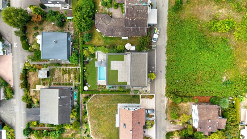 5-Zimmer-Gartenwohnung mit Pool in Wohlen kaufen (4)