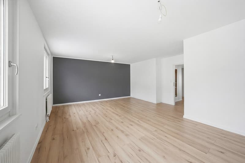 Maison villageoise de 7.5 pièces avec piscine au coeur de Gilly (11)