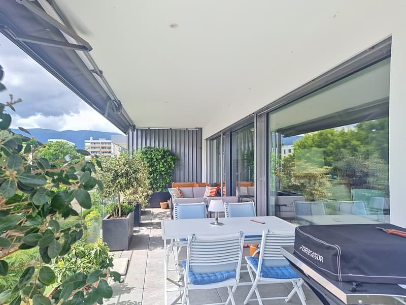 À 3 minutes à pied de la gare avec balcon de 42 m2 (9)