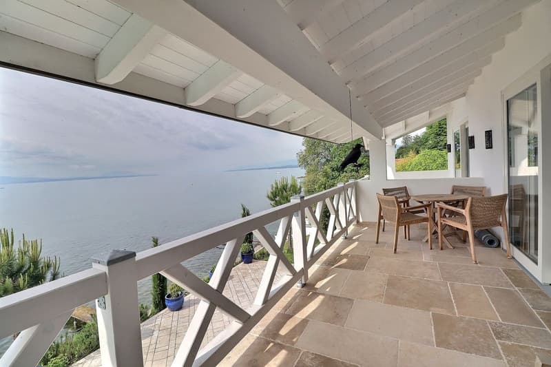 Vue balcon - entrée par l'espace avant la chambre parentale