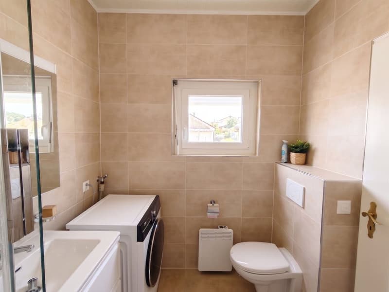 salle de bain de la chambre parentale
