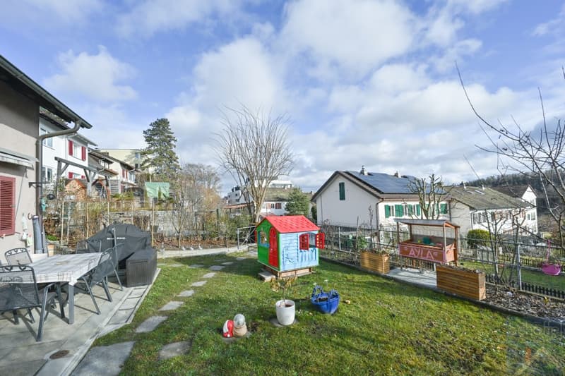 Garten und Sitzplatz