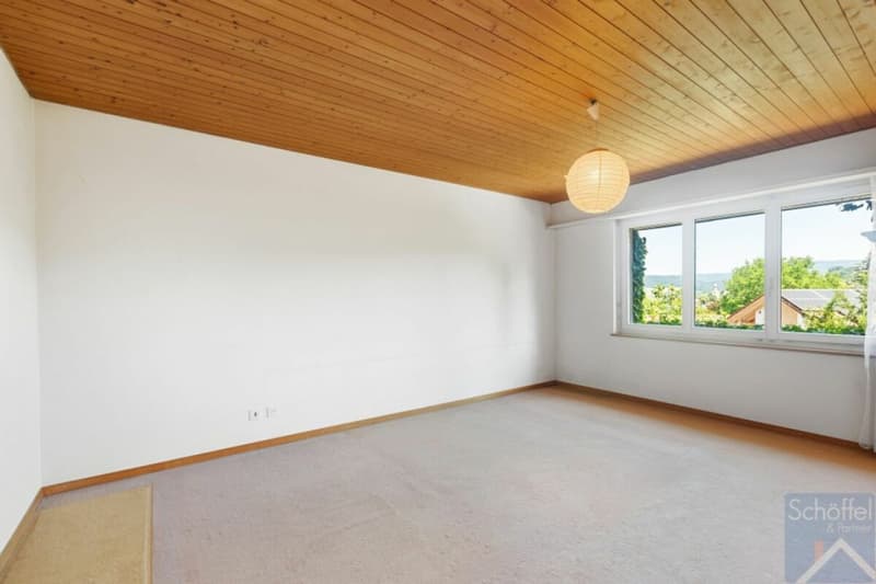 7 ½-Zimmer Einfamilienhaus mit grossem Garten (10)