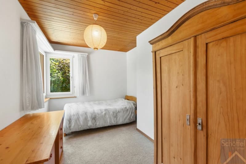 7 ½-Zimmer Einfamilienhaus mit grossem Garten (7)