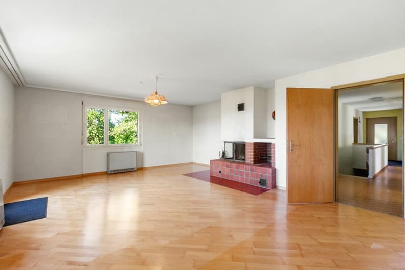Grosszügiges 6½-Zimmer-Einfamilienhaus mit Doppelgarage (12)