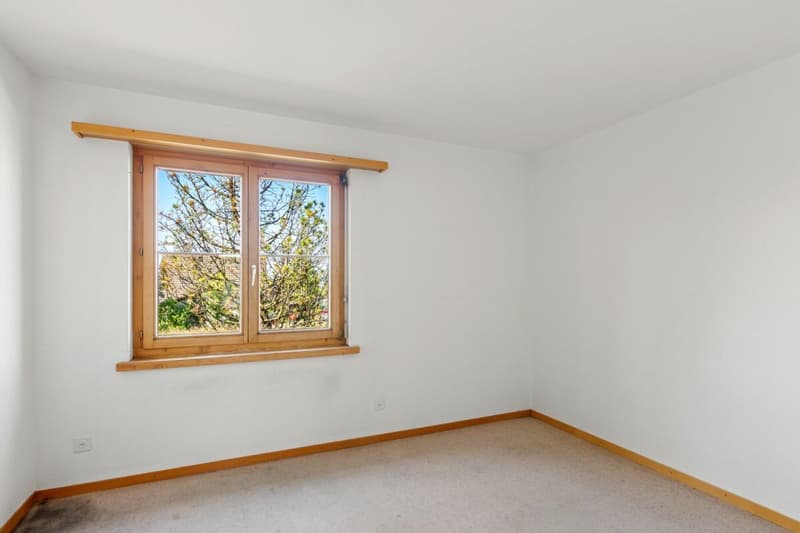 Freistehendes 6½-Zimmer-Einfamilienhaus mit viel Platz für die Familie (3)