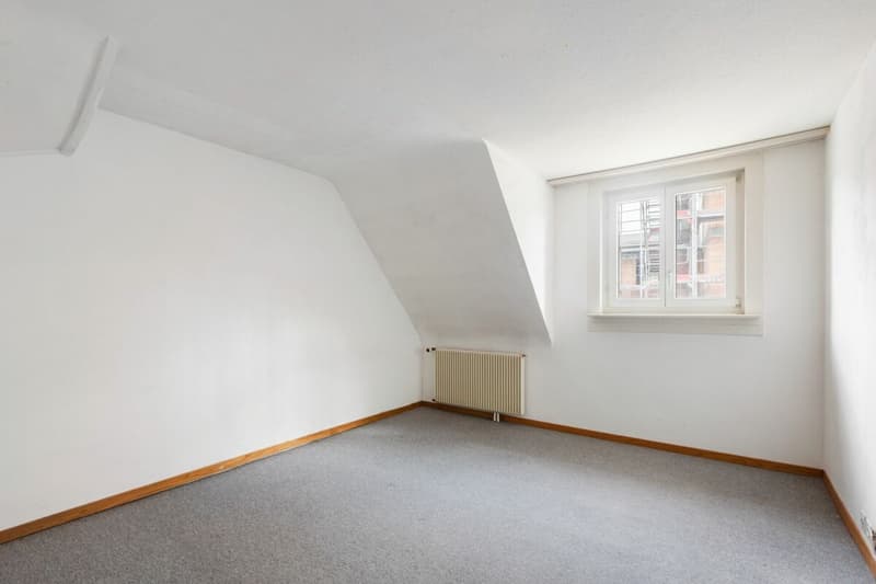 Charmantes 5½-Zimmer Einfamilienhaus an zentraler Lage (9)