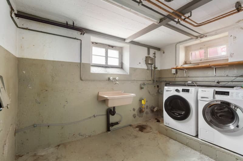 Charmantes 5½-Zimmer Einfamilienhaus an zentraler Lage (15)