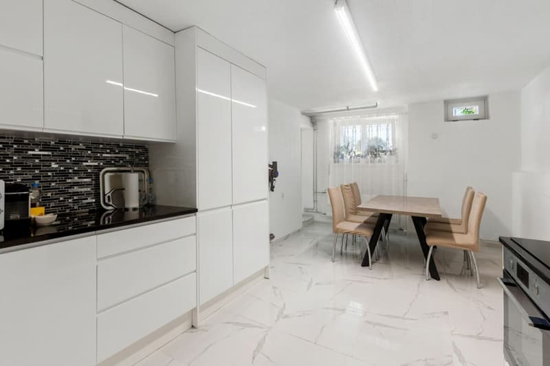 6½-Zimmer-Einfamilienhaus mit grosszügigem Dachgeschoss (7)