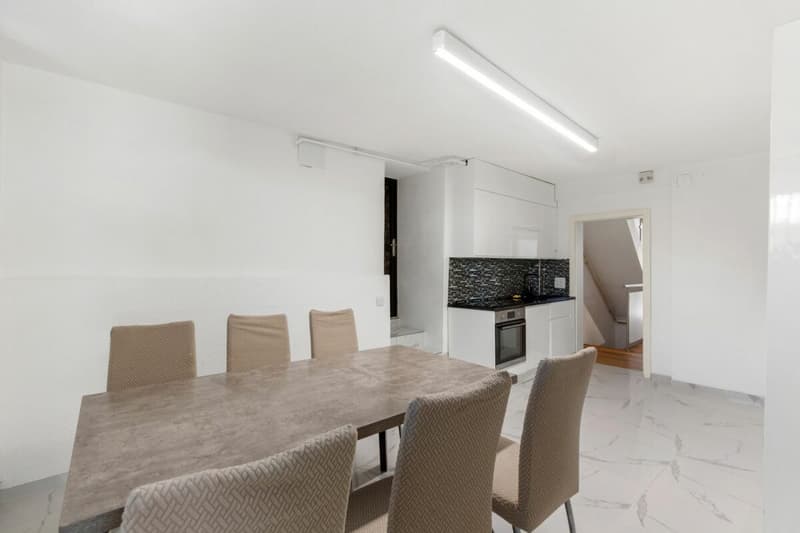 6½-Zimmer-Einfamilienhaus mit grosszügigem Dachgeschoss (6)