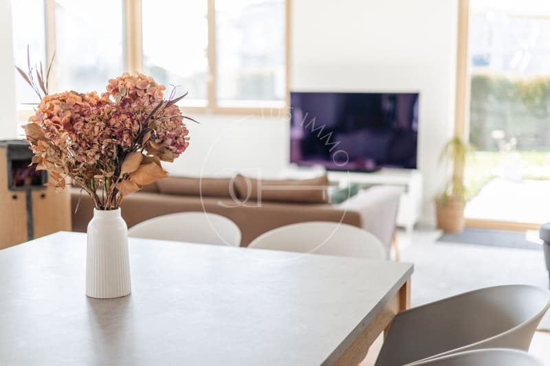 En exclusivité : Appartement au calme avec vaste jardin privatif (2)