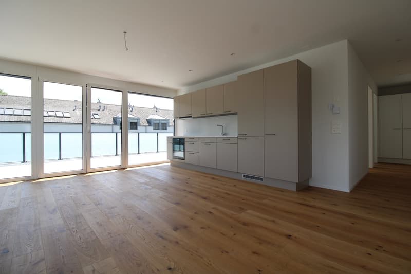 Charmante und helle 3.5 Zimmer-Wohnung (2)